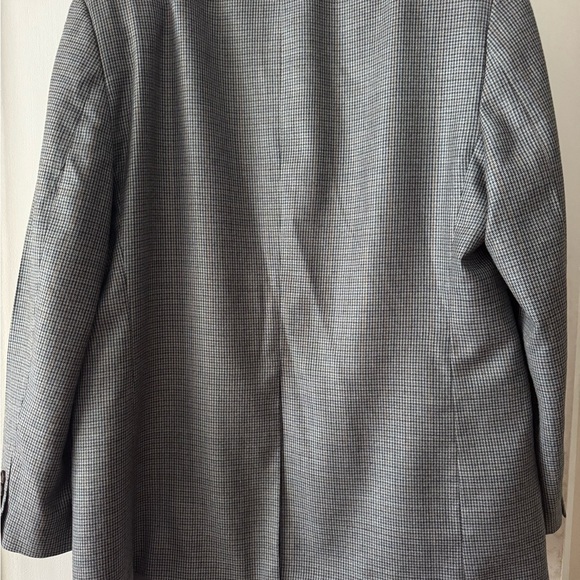 Ralph Lauren Men's Blazer wool/silk blend checkered, 2 button size 44R, formal - Picture 9 of 13